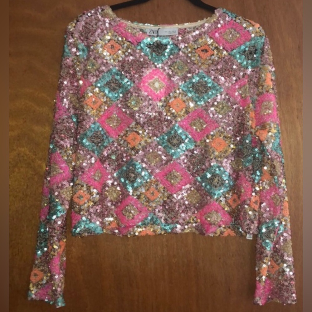 Zara diamond pattern sequin crop top, long sleeve, size L
